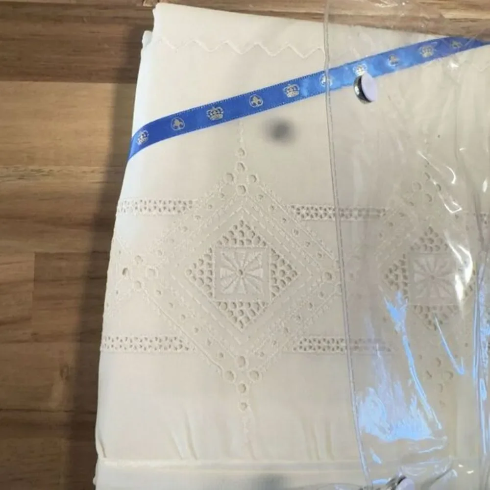 Court Of Versailles Cannon Royal KING Pillow Sham Ivory‎ Embroidered NOS
